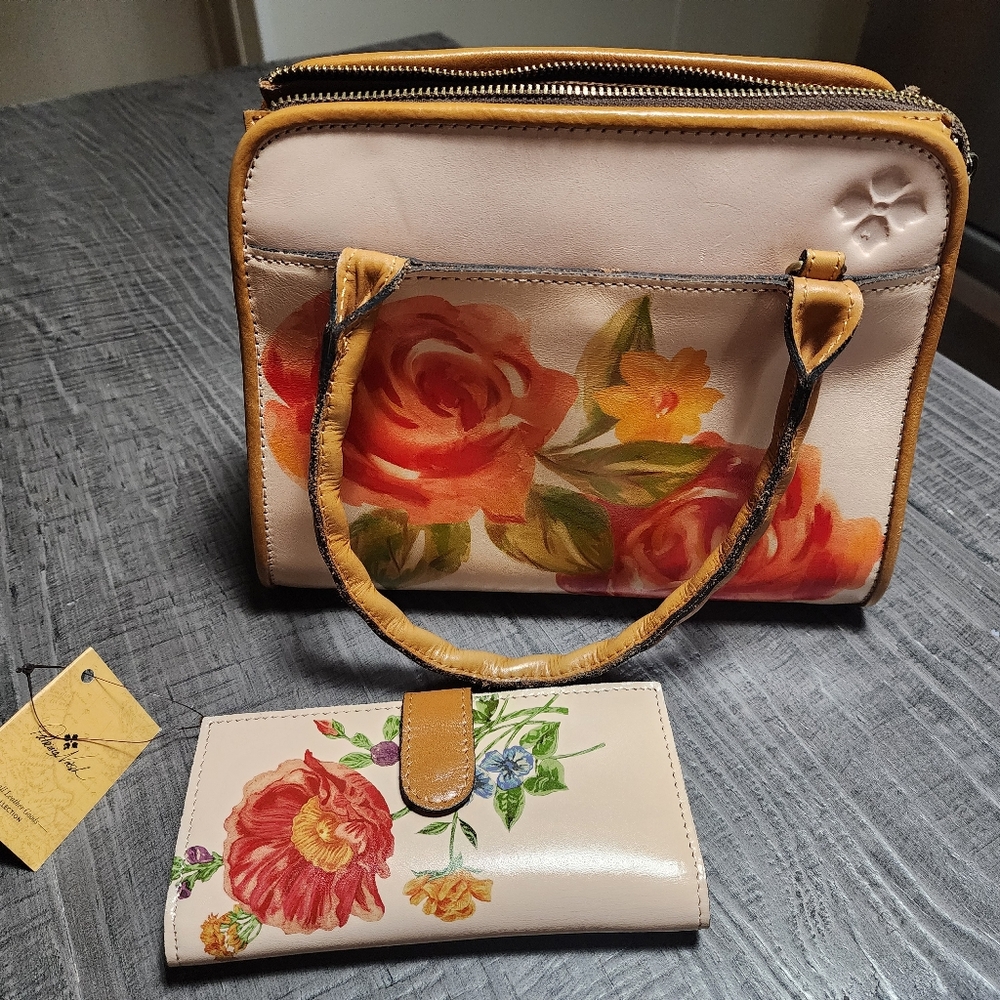 Patricia Nash Purse and matching Wallet